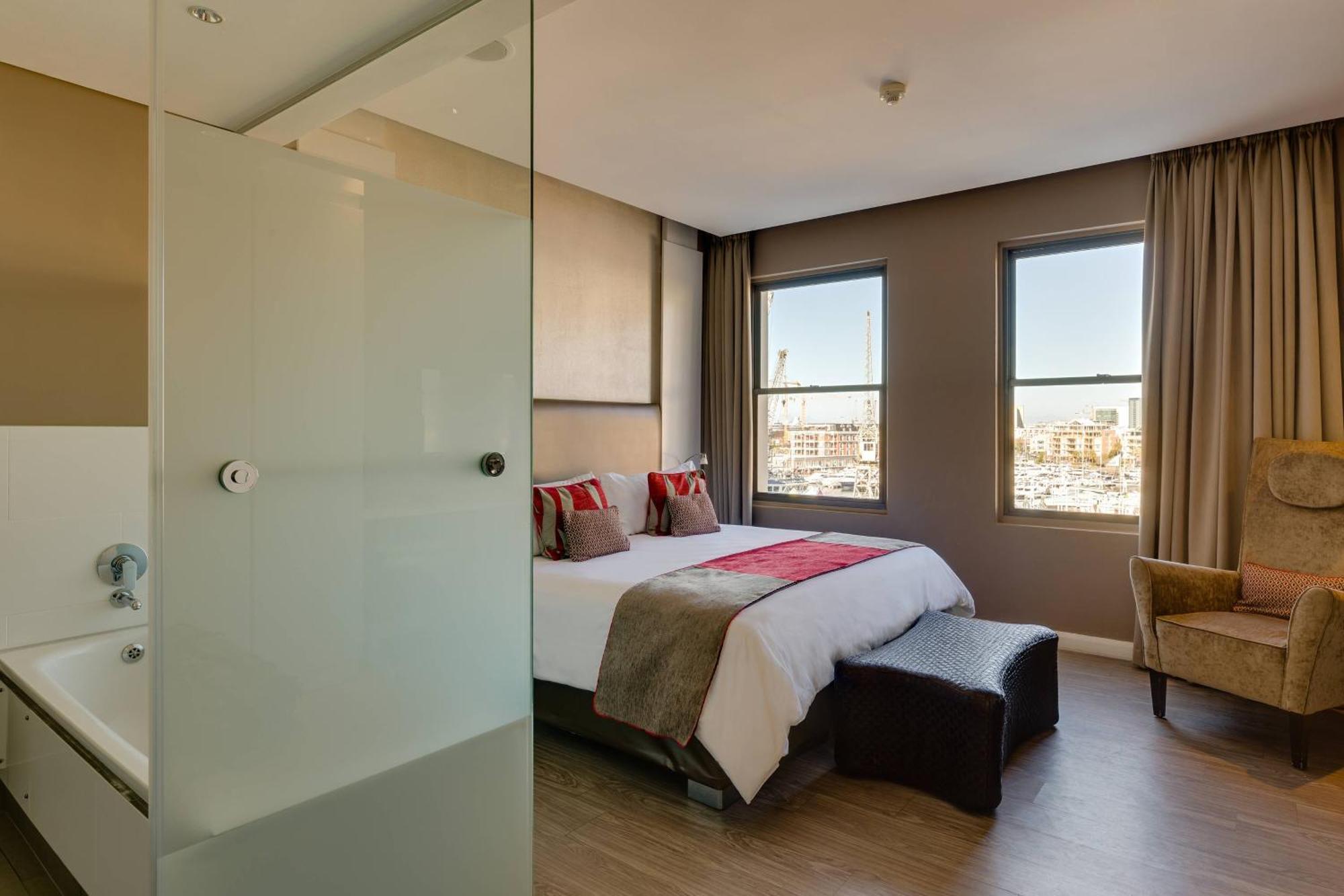 Protea By Marriott Waterfront Breakwater Cape Town